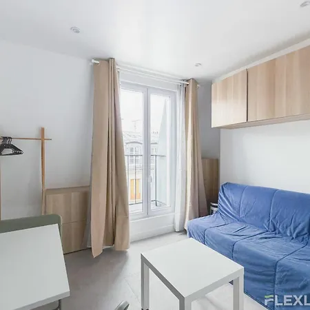 Апартаменты Cozy In 10